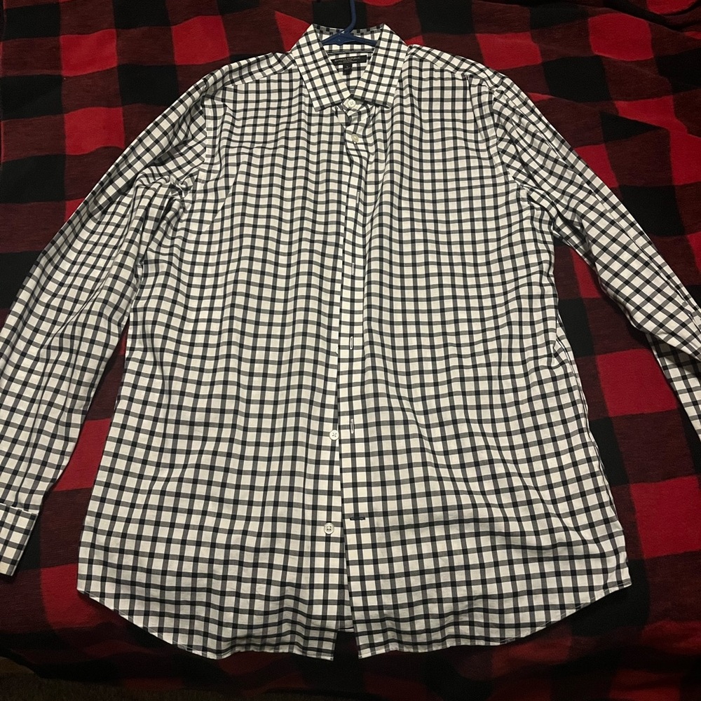 Banana Republic Men’s Button Up Shirt